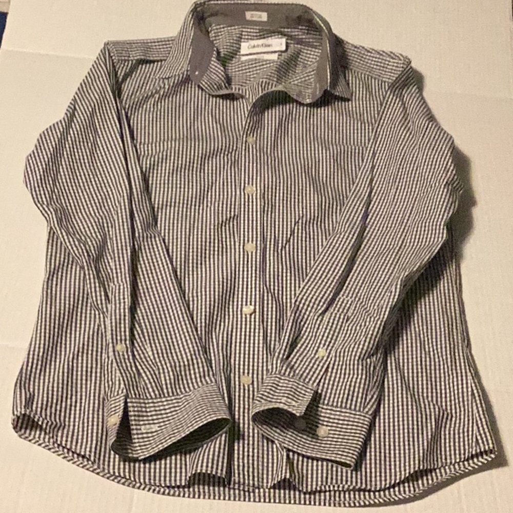 Mens Calvin Klein Slim Fit Small Dress Shirt w Epaulettes Gray Gingham